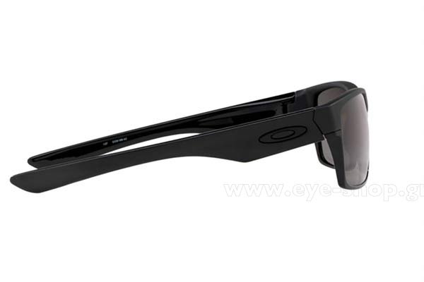 Oakley modello TwoFace 9189 di colore 42