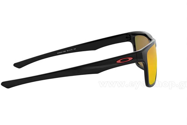 Oakley modello HOLSTON 9334 di colore 12