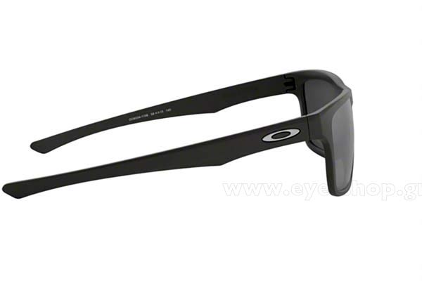 Oakley modello HOLSTON 9334 di colore 11