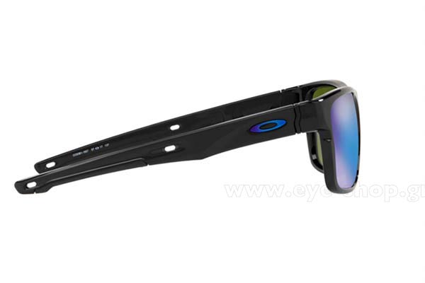 Oakley modello CROSSRANGE 9361 di colore 16 prizm sapphire