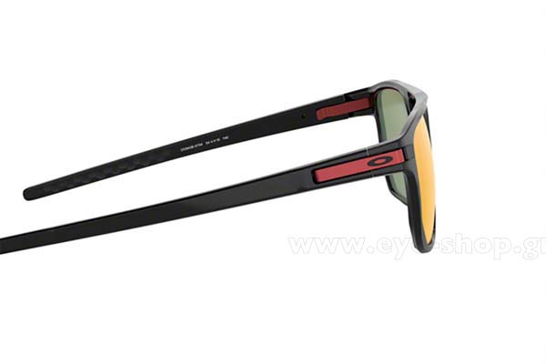 Oakley modello Latch Beta 9436 di colore 07