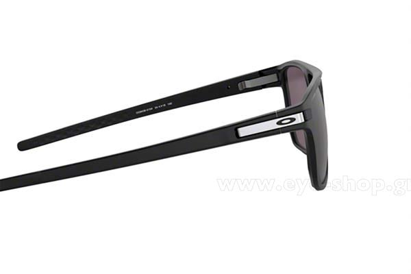 Oakley modello Latch Beta 9436 di colore 01 prizm grey