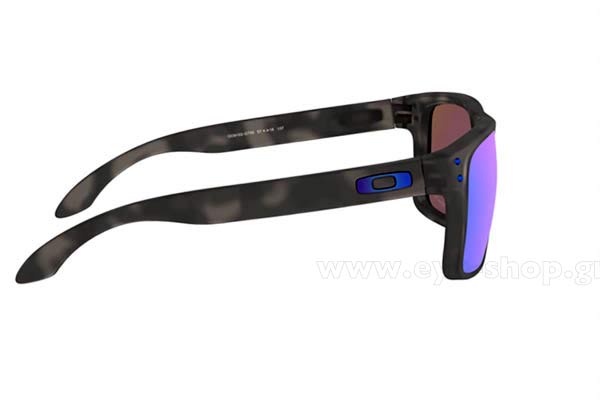Oakley modello Holbrook 9102 di colore G7 prizm sapphire polarized