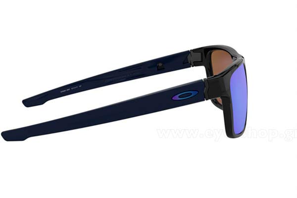 Oakley modello CROSSRANGE 9361 di colore 29