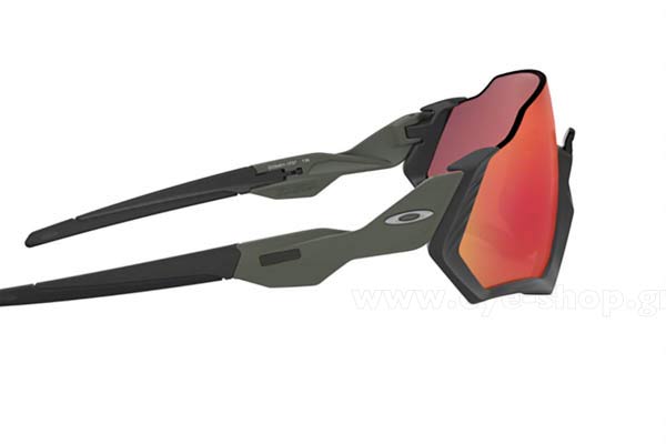 Oakley modello Flight Jacket 9401 di colore 17