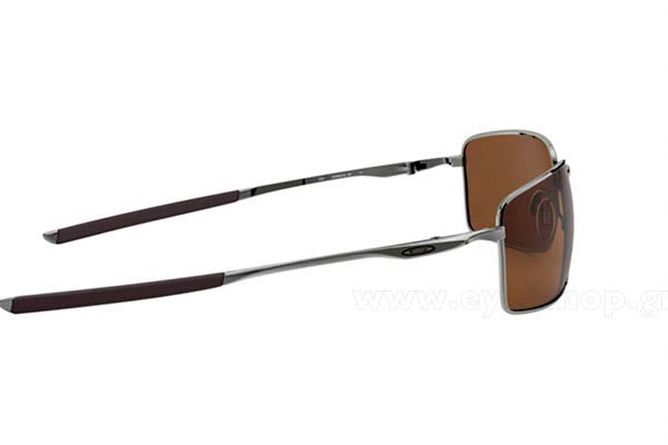 Oakley modello Square Wire 4075 di colore 14 polarized