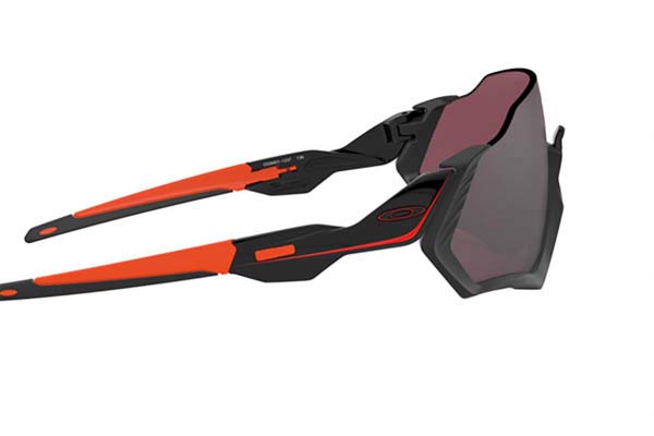 Oakley modello Flight Jacket 9401 di colore 13