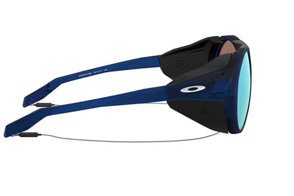 Oakley modello 9440 CLIFDEN di colore 05