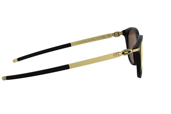 Oakley modello PITCHMAN R 9439 di colore 09