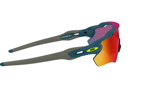 Oakley modello 9208 RADAR EV PATH di colore A0