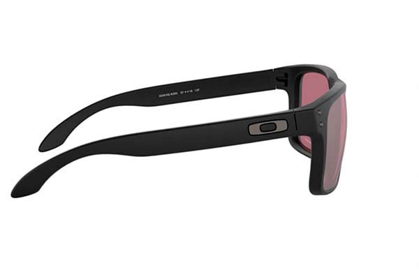 Oakley modello Holbrook 9102 di colore K0
