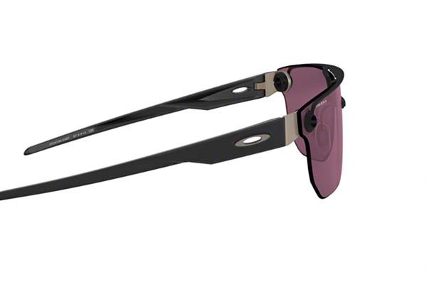 Oakley modello CHRYSTL 4136 di colore 03