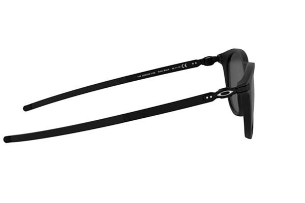 Oakley modello Pitchman R 9439 di colore 11