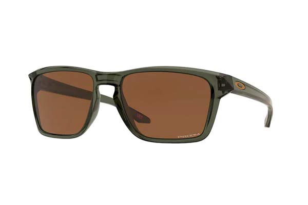 Oakley modello SYLAS 9448 di colore 14