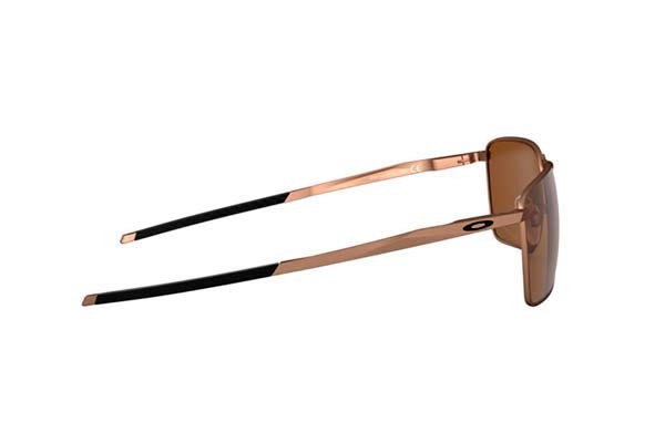 Oakley modello Ejector 4142 di colore 05
