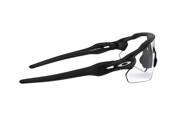 Oakley modello RADAR EV PITCH 9211 di colore 20