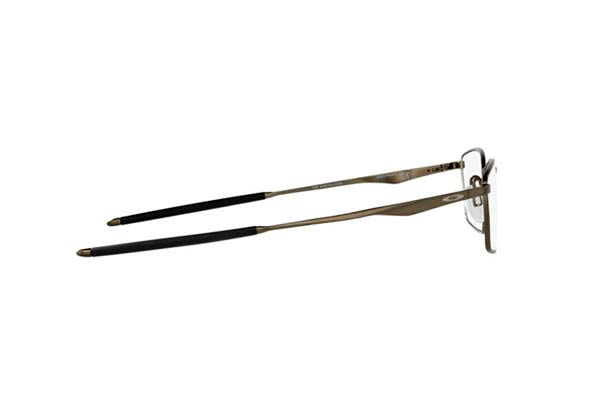 Oakley modello Limit Switch 5121 di colore 02