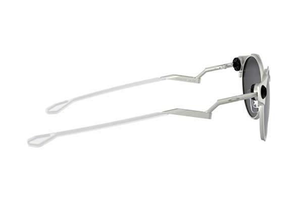 Oakley modello DEADBOLT 6046 di colore 01