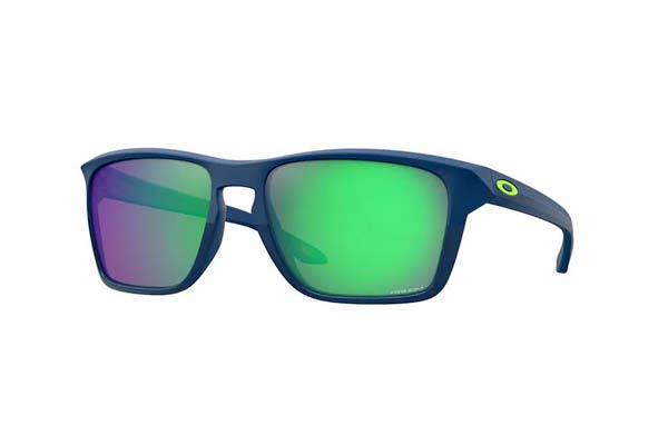 Oakley modello SYLAS 9448 di colore 20