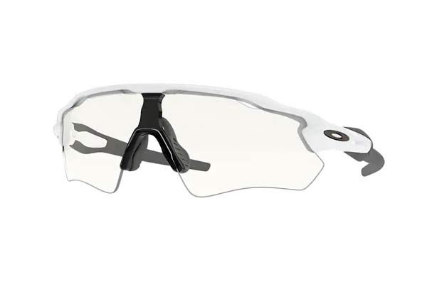 Oakley modello 9208 RADAR EV PATH di colore C1