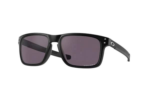 Oakley modello HOLBROOK MIX 9384 di colore 18