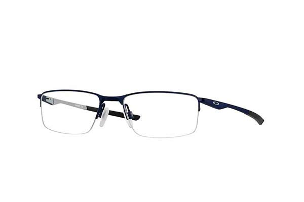 Oakley modello 3218 SOCKET 5.5 di colore 03