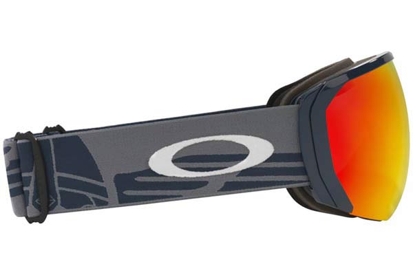 Oakley modello 7110 FLIGHT PATH L di colore 46