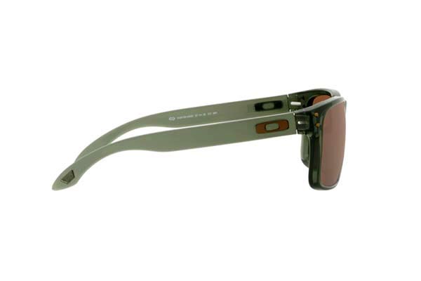 Oakley modello HOLBROOK 9102 di colore W8