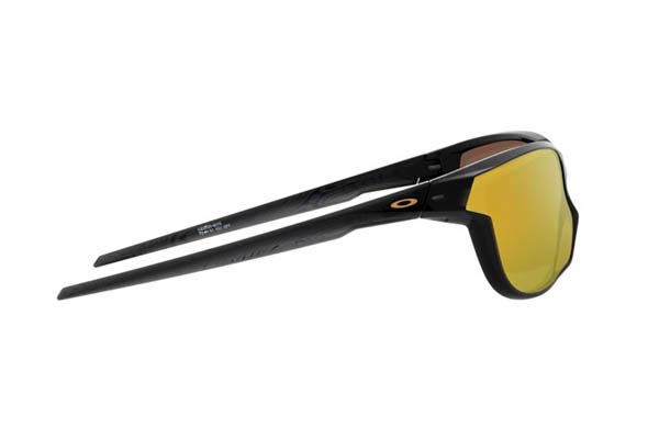 Oakley modello 9227 KAAST di colore 922702