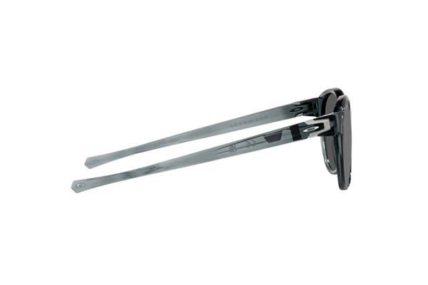 Oakley modello 9126 REEDMACE di colore 06