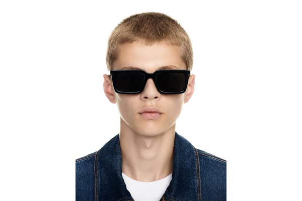 Off White modello TUCSON di colore OERI113S 6055