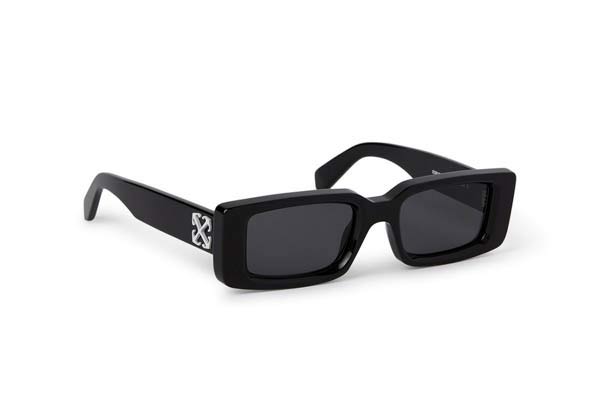 Off White modello ARTHUR di colore OERI127 1007