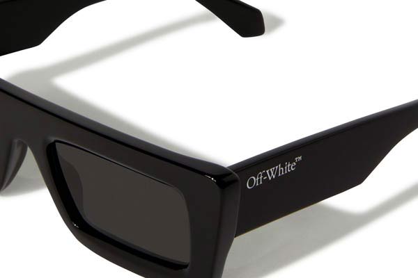 Off White modello ONTARIO di colore OERI136F24PLA0011007