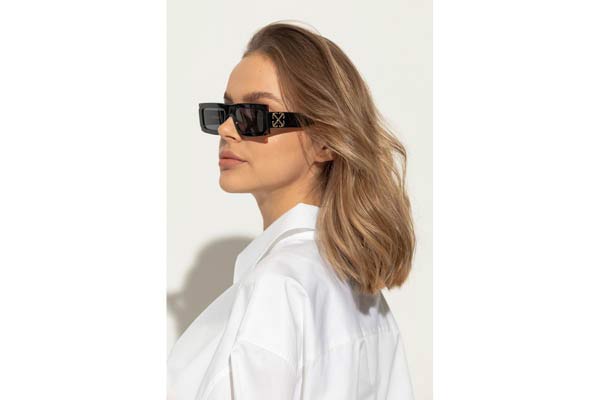 Off White modello LAUREL di colore OERI13PF24PLA0011007