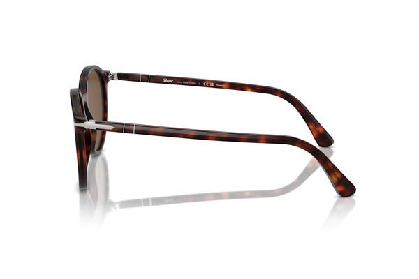 Persol modello 3350S di colore 24/57