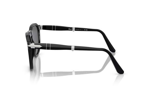 Persol modello 3345S di colore 95-B1