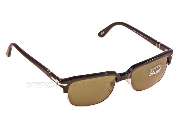 George Clooney con occhiali da sole Persol 3043S