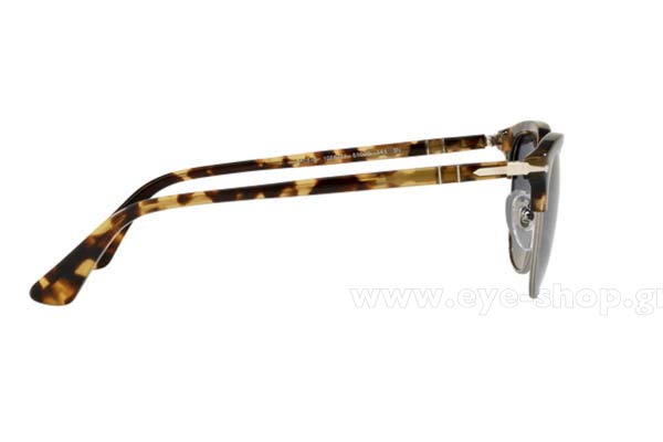 Persol modello 3105S di colore 105671
