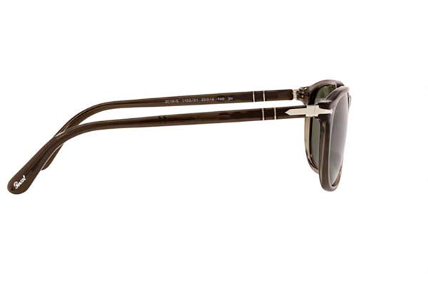 Persol modello 3019S di colore 110331