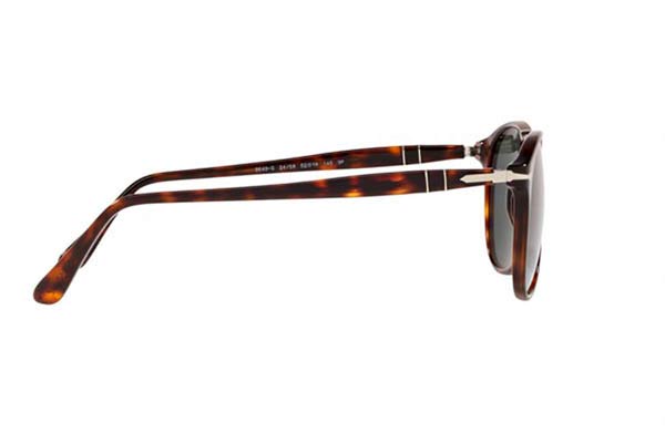 Persol modello 9649S di colore 24/58