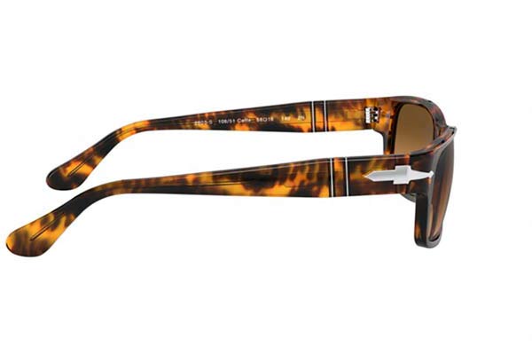 Persol modello 2803S di colore 108/51