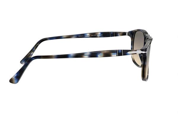 Persol modello 3059S di colore 112632