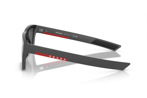 Prada Linea Rossa modello 02ZSU di colore 18K60A