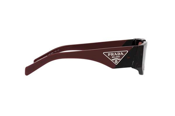 Prada modello 09ZS di colore 11F08S