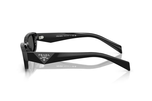 Prada modello B06S di colore 16K08Z