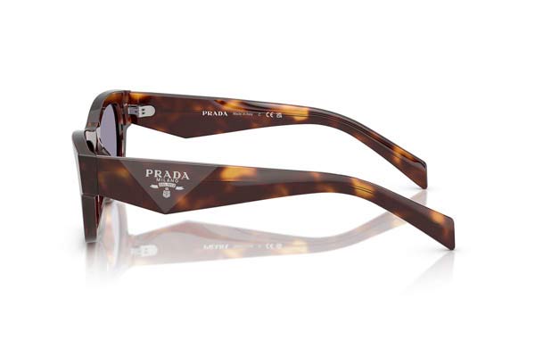 Prada modello B09S di colore 15W03N