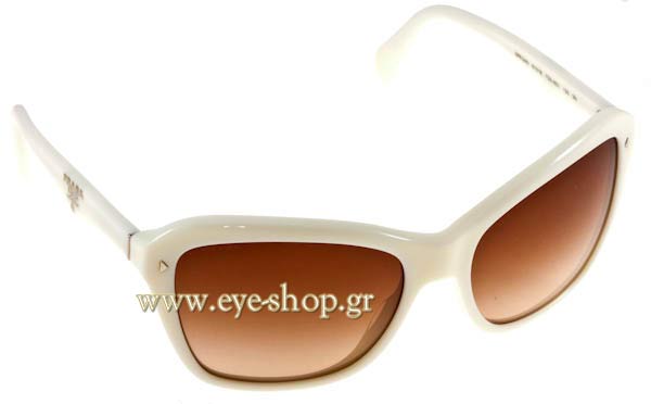 Nicole-Scherziger wearing sunglasses Prada 24ns