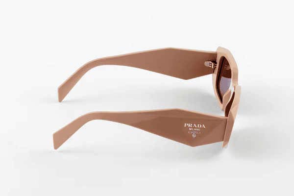 Prada modello 17WS di colore VYJ6X1