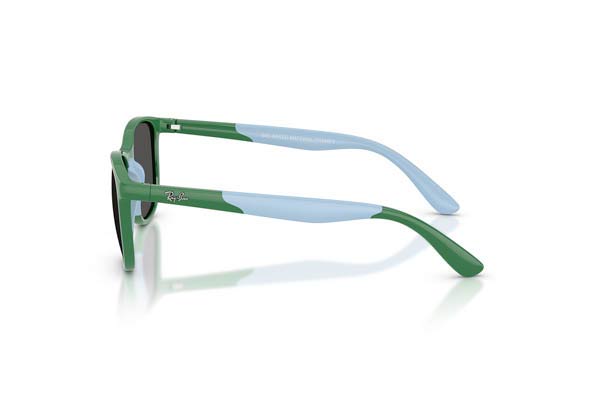 RAYBAN JUNIOR modello 9077S di colore 718887