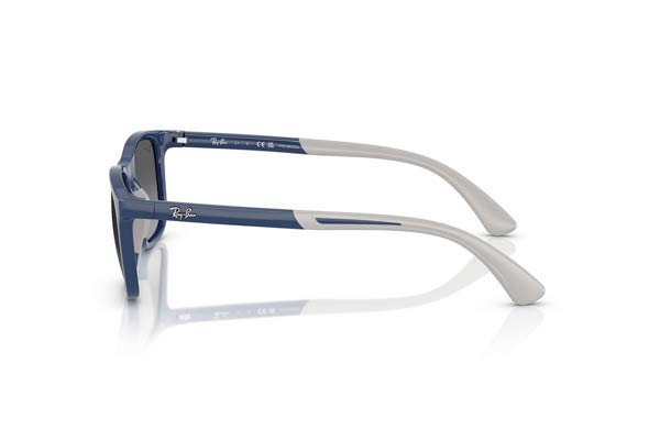 RAYBAN JUNIOR modello 9084S di colore 7187T3